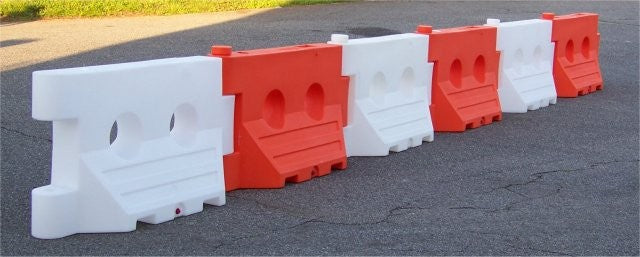 Water Filler Barriers and fencing ATM 590