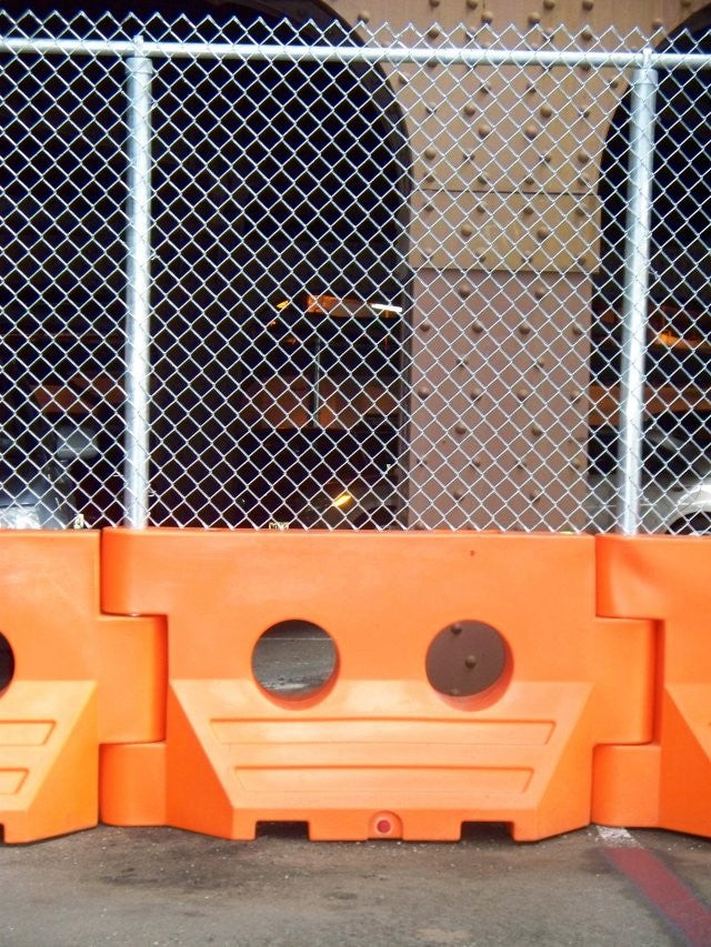 Water Filler Barriers and fencing ATM 590